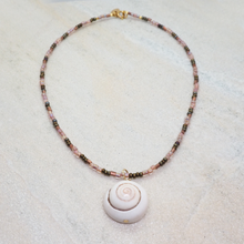 Load image into Gallery viewer, NUSA NECKLACE
